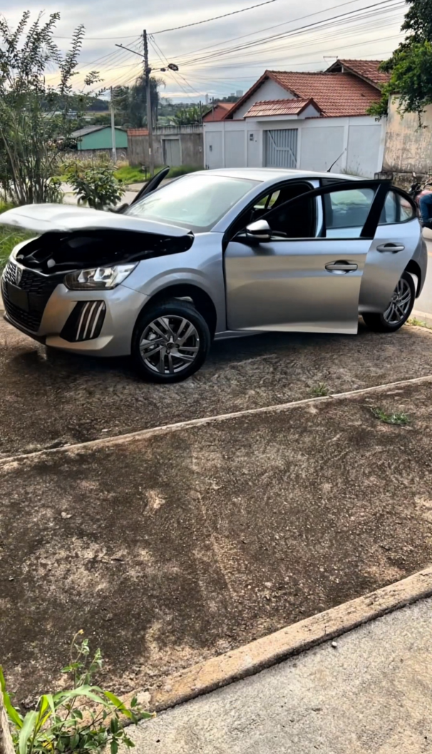 Trend do carro transformando com IA - Chave e Carro