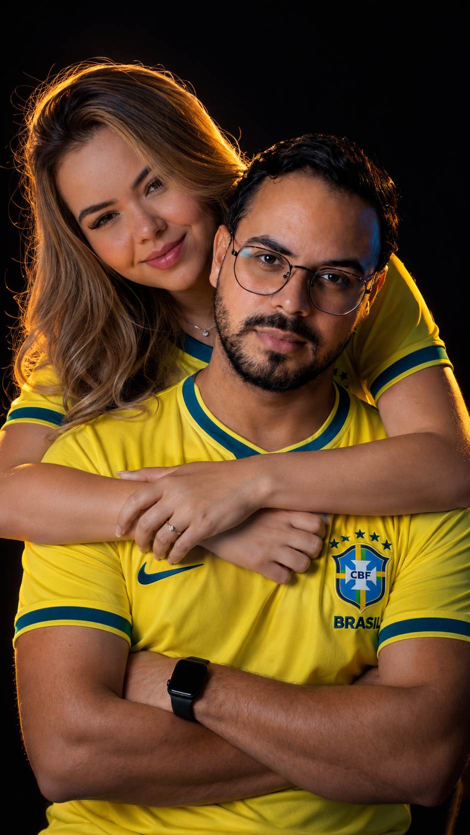 Como Fazer Foto Profissional de Casal da Copa no ChatGPT 1 Exemplo da trend de casal profissional com a camisa da Seleção Brasileira criada com IA